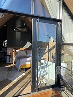 Celeiro Lake Village