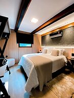 Celeiro Lake Village