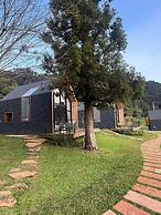 Celeiro Lake Village