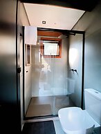 Celeiro Lake Village