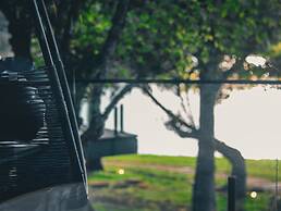 Celeiro Lake Village