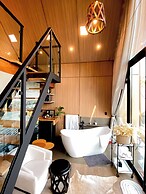 Celeiro Lake Village