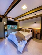 Celeiro Lake Village