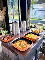 Celeiro Lake Village