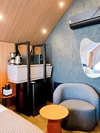 Celeiro Lake Village