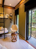 Celeiro Lake Village