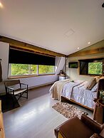 Celeiro Lake Village