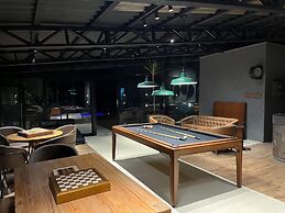 Celeiro Lake Village