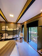 Celeiro Lake Village