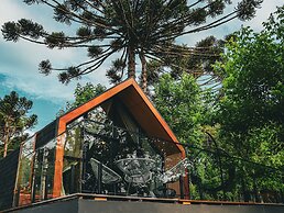 Celeiro Lake Village