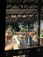 Celeiro Lake Village