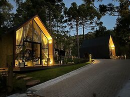 Celeiro Lake Village