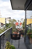 Tanat Art Hotel