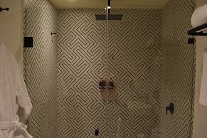 Tanat Art Hotel