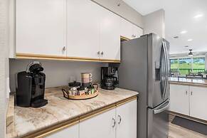 Catch the Sunrise - Branson Mo - Holiday Hills - 2bd Condo!