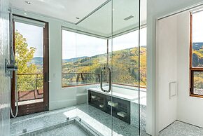 Cliffside Stunning, Luxury 4 BR Min to Skiing!