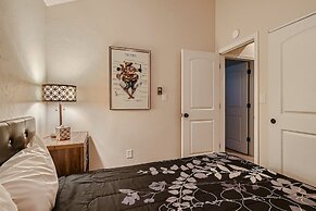 Eagle on Skis Cozy 3 BDR Home Walk to Ski Lifts