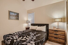 Eagle on Skis Cozy 3 BDR Home Walk to Ski Lifts