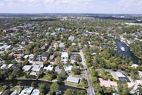 Tarpon River Getaway - New