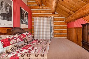 The Log Home Quintessential Log Cabin in Ynp!