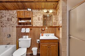 The Log Home Quintessential Log Cabin in Ynp!