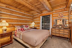 The Log Home Quintessential Log Cabin in Ynp!