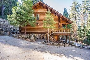The Log Home Quintessential Log Cabin in Ynp!