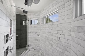 Make a Big Splash in 7BR Lake Norman Home!