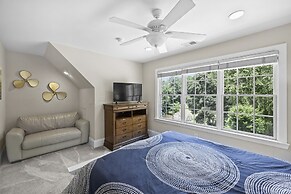 Make a Big Splash in 7BR Lake Norman Home!