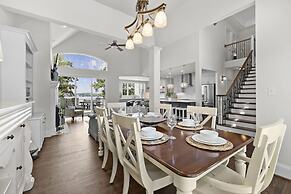 Make a Big Splash in 7BR Lake Norman Home!