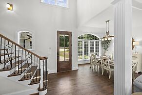 Make a Big Splash in 7BR Lake Norman Home!