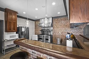 Make a Big Splash in 7BR Lake Norman Home!