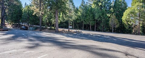 Cozy Corner Yosemite Studio Close to it All!