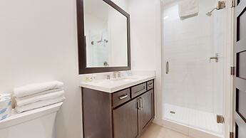 An Adventure of a Lifetime- 3 Bdr, 5 Min to Skiing