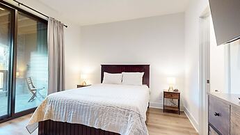 An Adventure of a Lifetime- 3 Bdr, 5 Min to Skiing