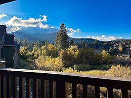 An Adventure of a Lifetime- 3 Bdr, 5 Min to Skiing