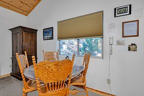 Yosemite Woods - Charming Upper Unit in Ynp!
