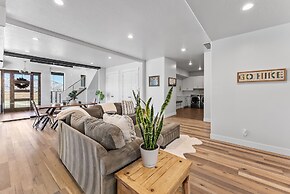 Gorgeous Lower Level of Stunning House Overlooking Swaner Nature Prese