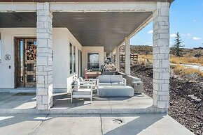 Gorgeous Lower Level of Stunning House Overlooking Swaner Nature Prese