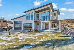 Gorgeous Lower Level of Stunning House Overlooking Swaner Nature Prese