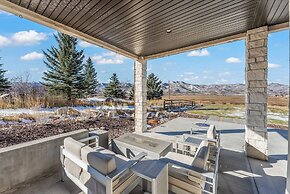 Gorgeous Lower Level of Stunning House Overlooking Swaner Nature Prese