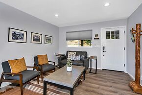 Modern 2bd Cabin With Stunning Views of Bass Lake