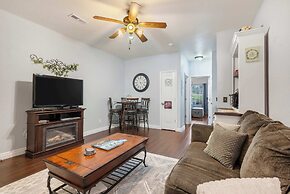 Fore Seasons Golf Condo - 5 Min to Silver Dollar!