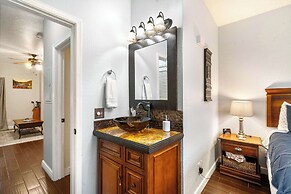 Fore Seasons Golf Condo - 5 Min to Silver Dollar!