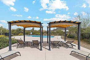 East Mesa Desert and Mountain Views: 5br, Pool