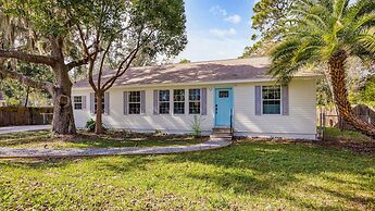 The Oak Hideaway Pet Friendly 3bd!