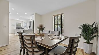 The Oak Hideaway Pet Friendly 3bd!