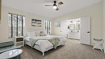 The Oak Hideaway Pet Friendly 3bd!