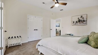 The Oak Hideaway Pet Friendly 3bd!