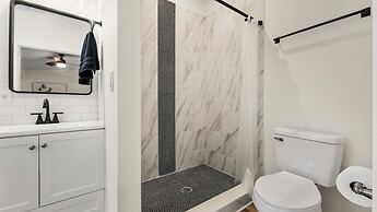 The Oak Hideaway Pet Friendly 3bd!